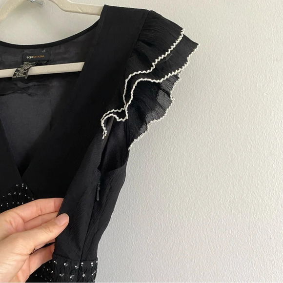 100% Silk  BCBGMAXAZRIA Black V-Neck Flowy Midi Dress Size 2 - Picture 7 of 13